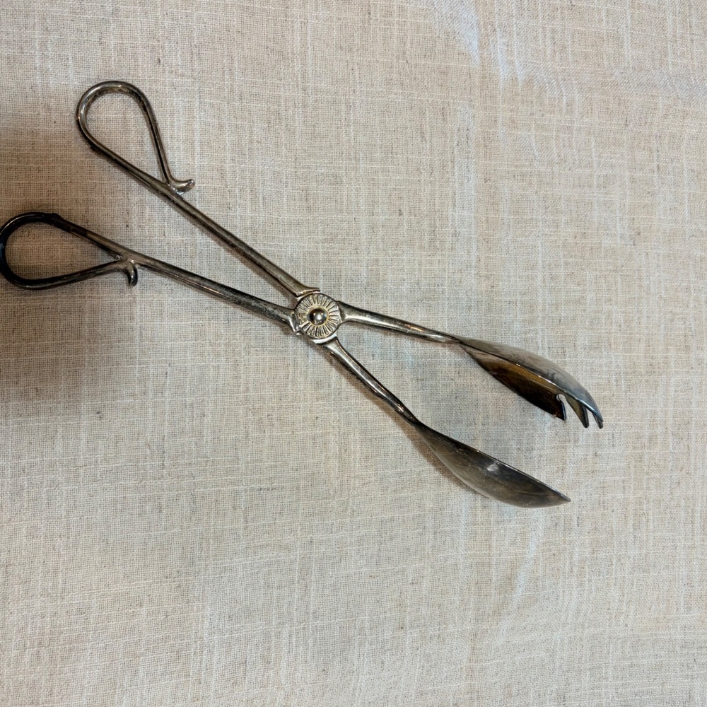 Vintage Silver Plate Scissor Serving Tongs E.P. Zinc Sunburst Hinge 10.75 Inch